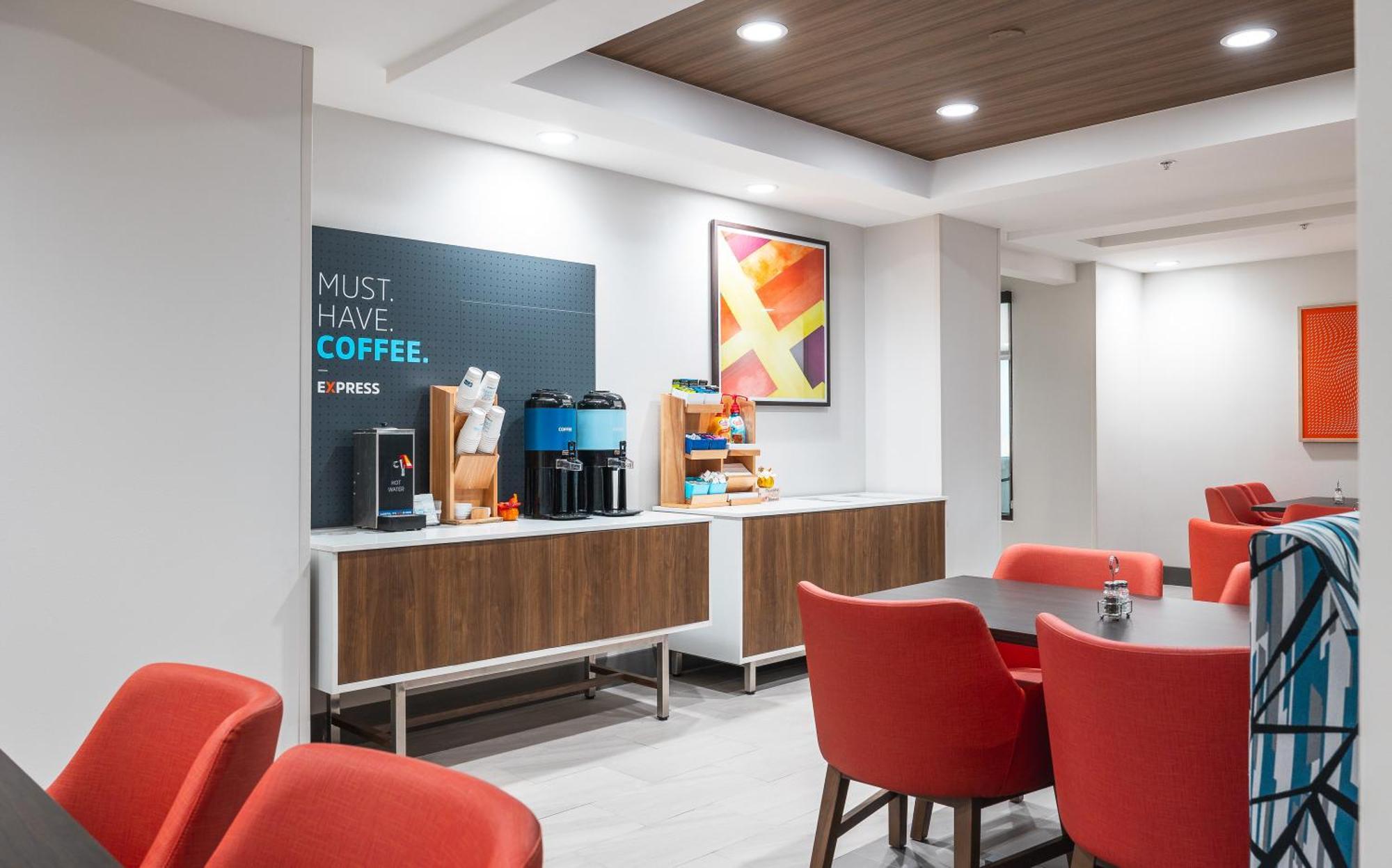 Holiday Inn Express Hotel And Suites Saint Robert By Ihg Exterior foto